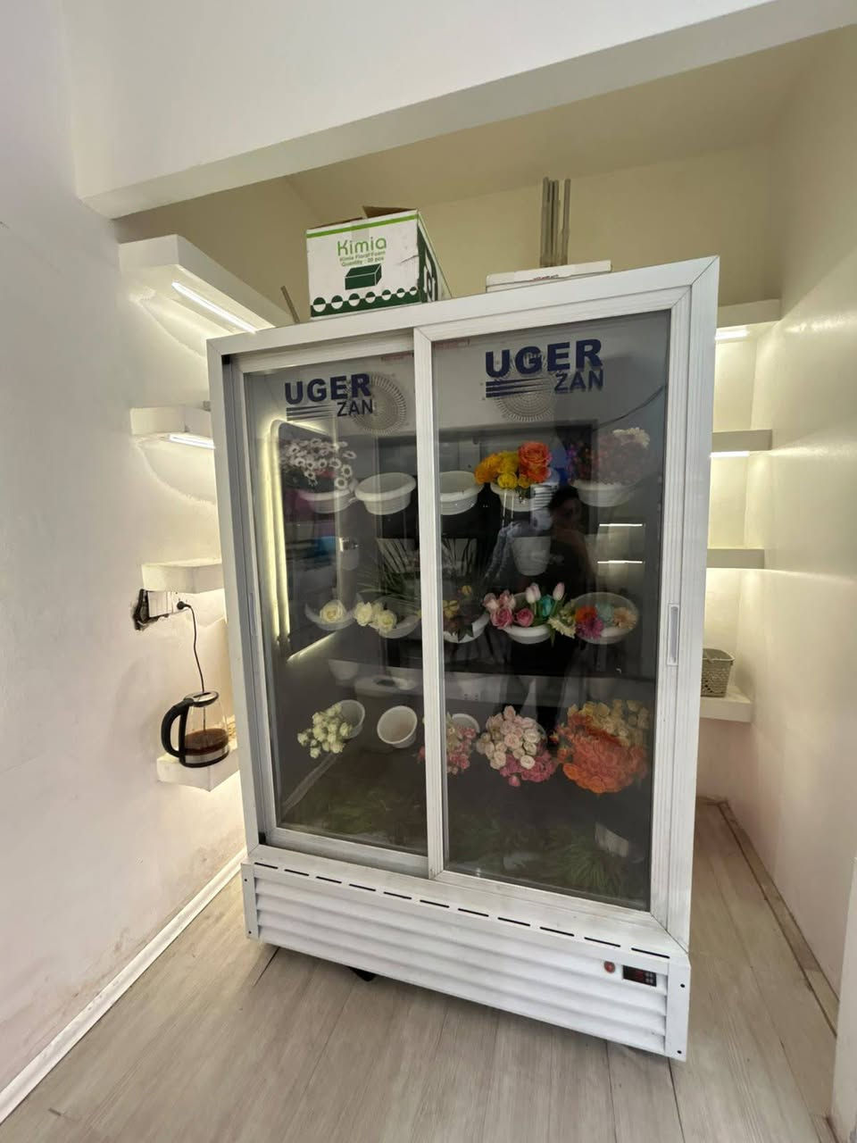 @السلام عليكم

براد شركة الزان اخو الجديد استعمال ٦ اشهر فقط 

سعر الشراء ؛٣٢٥٠

سعر البيع ؛١٨٠٠

عداد برودة بي وشغال ١٠٠٪؜ تجي تشوف تفحص تاخذ 

بغداد اليرموك تصال ع رقم ***********
