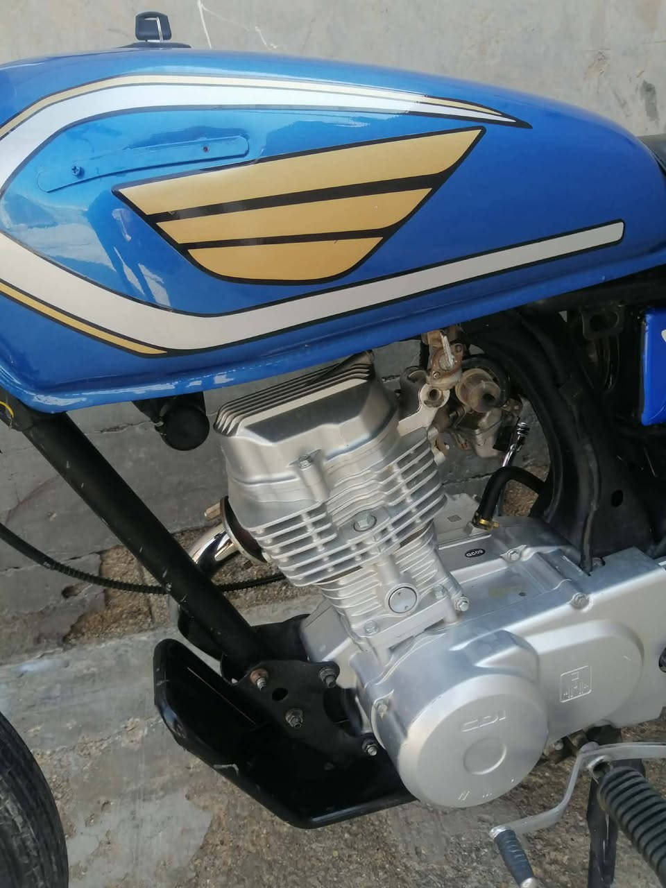 السلام عليكم 

دراجه للبيع 🏍

موديل 2011
تعمير كله 2026
غراضها كلها شلامجه شرط مكفولات 
كله عل فحص 
اوراقها  اصوليات نظيفات شرط 
مكينه   خير من الله ترايها وين متريد روح بيها 
دراجه خير من الله دبلات جدد وياله جدد تايرات جدد غراضها كله شلامجه اصلي 
دراجه نضيفه بمعنه الكلمه وبل واقع احله من الصوره 
 السعر او للستفسار اكثر  ادخل خاص 
او اتصل ‏‪***********‬‏
مكانها واسط مركز المدينه (الكوت) 
ميلآ نؤ
