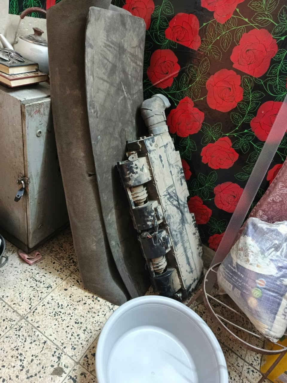 سلام عليكم غراض بيجو للبيع الستفسار ع الرقم غير متواجد ع الفيس ***********
