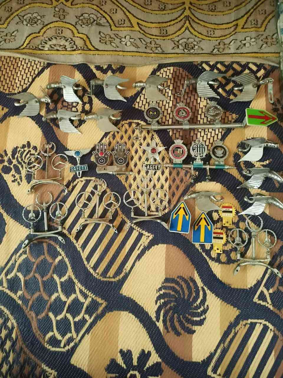 سلام عليكم شباب غراض البيع 36 نجمه وباقي ومري وتوج شلعه كامله الشراي يجي خاص وذه رقمي مكاني كربلاء ***********
