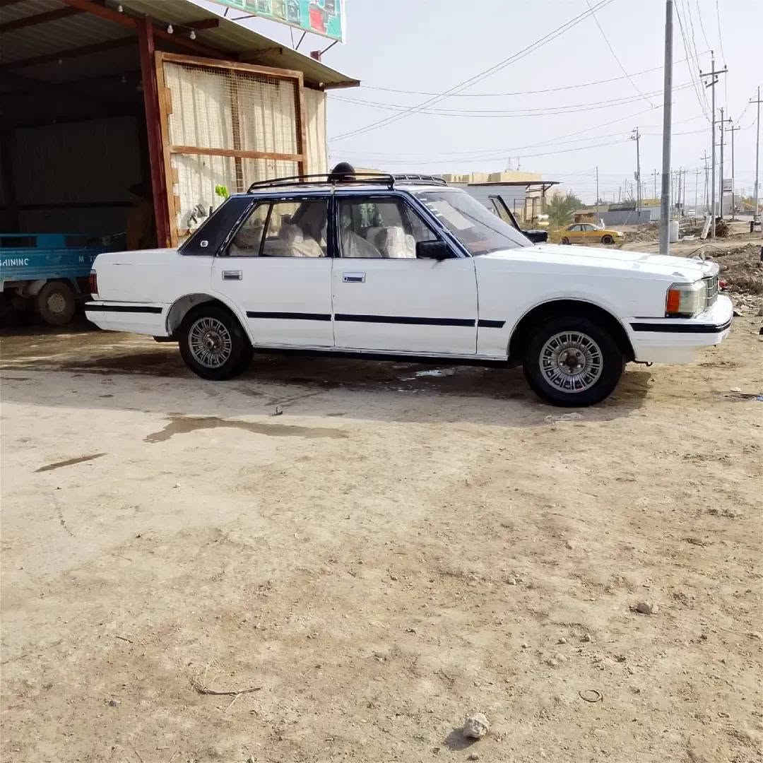 سلام عليكم سياره سوبر لبيع موديل 84 رقم بغداد نكليزي بسمي سنويه ل 2030 سياره جاهزه  ***********  مكان ناصريه مركز
