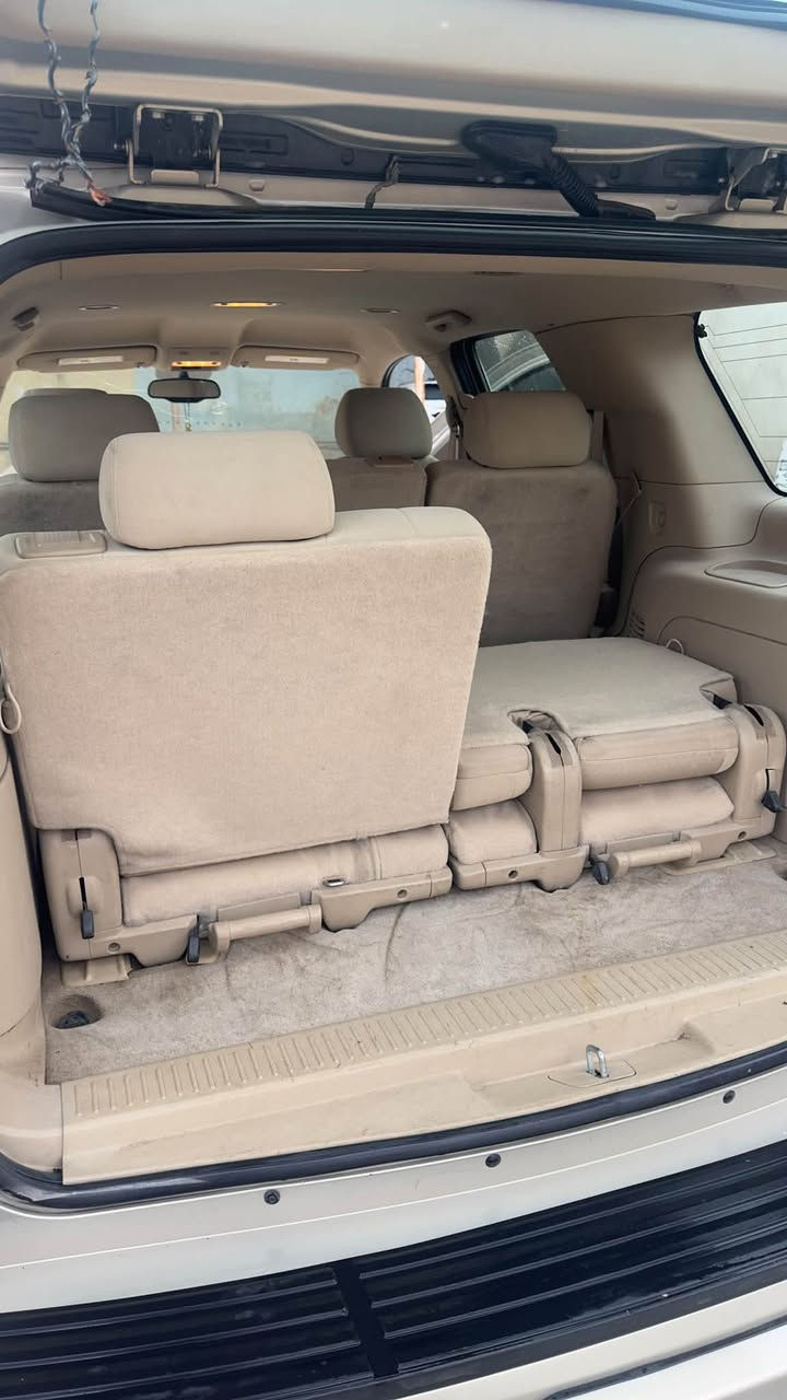 � للبيع GMC يوكن موديل 2009
🔹 رقم بغداد – ترقيم جديد
🔹 المحرك: 5300 V8
🔹 القير: 6 نمر
🔹 العداد: 250 ألف كم وقابل للزيادة
🔹 الحالة: نظيفة جداً
🔹 سيرفس كامل
🔹 تبريد وتدفئة جاهزة
🔹 السيارة ما بيها أي نقص وجاهزة للاستخدام

💰 السعر: 180 ورقة
📞 للاستفسار:***********
