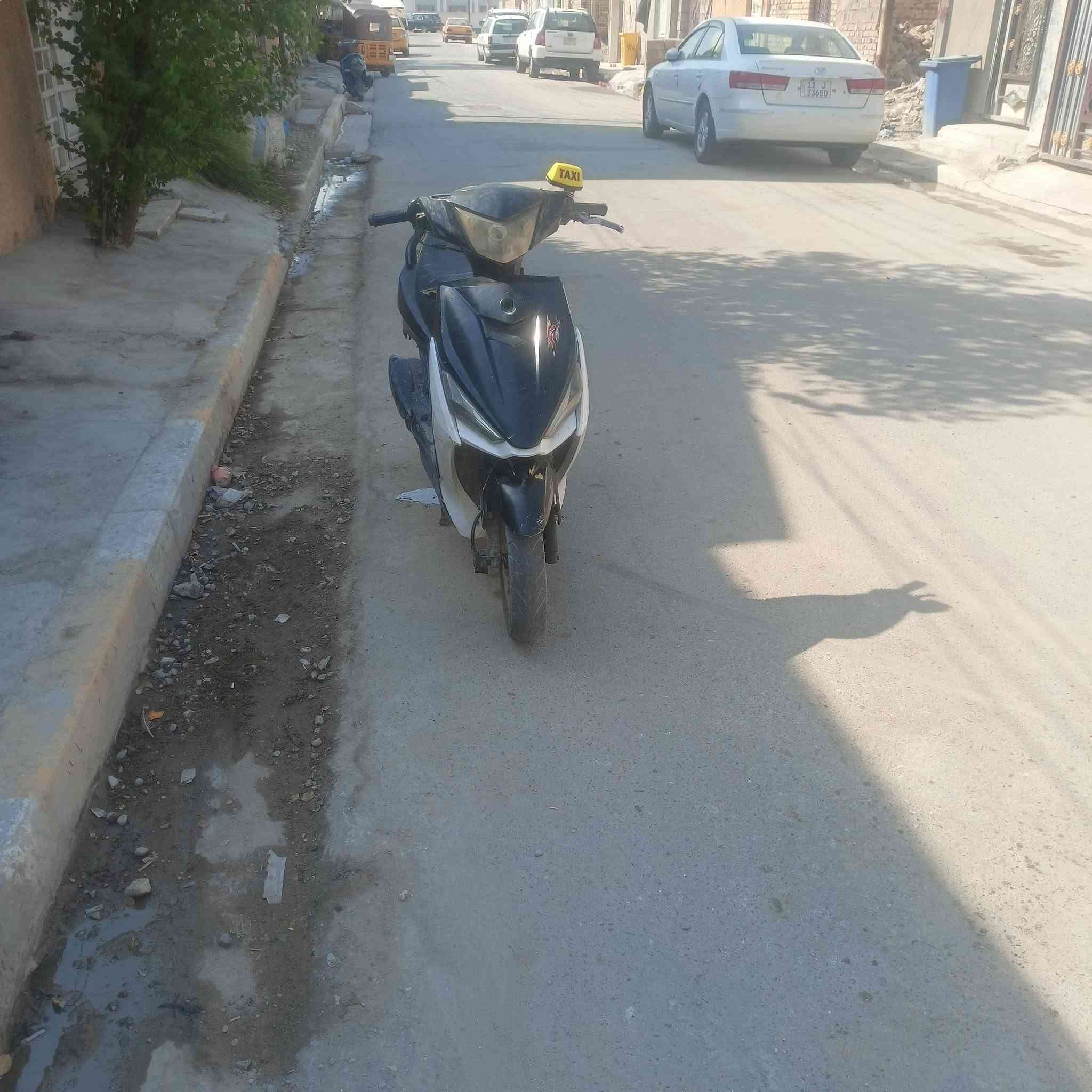 دراجه للبيع السعر 300 وبيها مجال يخابرني على هذا الرقم دراجه نقره الطائرات جدد ويانا جدد ماكينه نظيفه *********** واتساب
