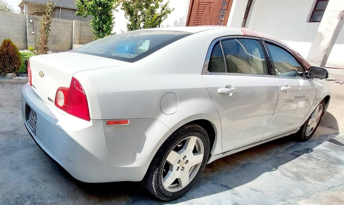 السلام عليكم من رخصة الادمن شبابنه الطيبة
ماليبو LT خليجي 2011 مكينه 2400 
السياره بدون ظربه بيها باب سايق مبدل وجاملغ صفحة السكن بي شويه رش اثر شخوط  
السياره الكهربائي ماله جديد ونظيف
وكير خير من الله وتبريد مع السويج
المكينه بيه بستم ماعرف رنكات المهم تصرف ودخن  
صدر نظافه 90 بلميه تايرات جدد ويالته البلاديه المرغوبه 
سياره شرط تحويل ثاني يوم سنويه نتهت صار شهر 
ابيع او اراوس حسب السيارة
واتساب او اتصال وهم الخاص مفتوح
وهذا رقمي ***********
