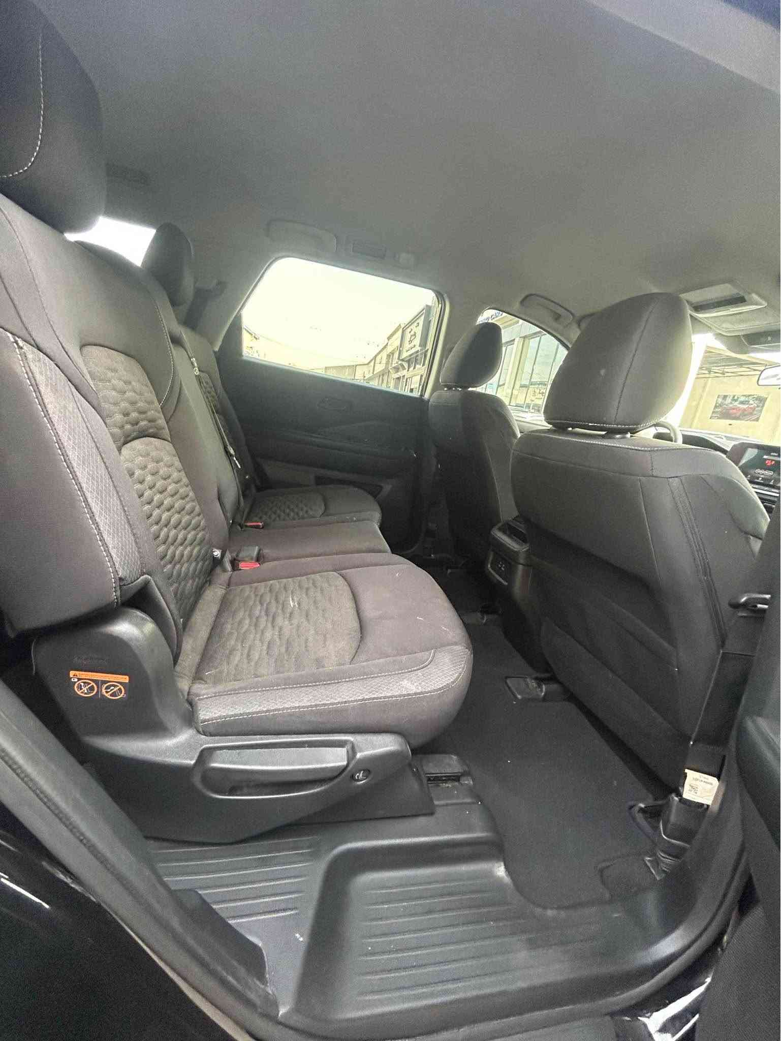 نیسان باثفايندر S  4WD
موديل ٢٠٢٤ 
سعر 217$ 🔥⭐️
السيارة بدون صبغ  - حتى دعاميات مابيها صبغ 
ملاحظة : باب امامي عكس سايق تبديل بلادي نفس لون
بدون ايرباك 
كير + محرك كل بشرط 
بصمة 
شاشة كبير
كاميرا
٧ راكب 
فور ويل 
بيها رادارات امامي +جانبي + خلفي
السيارة بدون رقم 
عنوان اربيل 
رقم شاصي
5N1DR3AC0RC218609

رقم تليفون *********** أربيل, العراق
