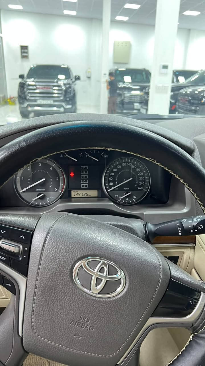 لاندكروز GX-R • ٢٠١٨ • كفاله عامه