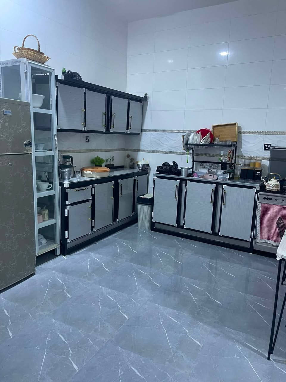🏠 / للبيع البيت مساحه140طابو زراعي سند 25 
              
                   واجهيه 5والنزل 28(سعر مناسب كلش)

🧱 (بناء نظيف درجه اوله ) 

الطابق الاول/ مطبخ . أستقبال . هول .غرفه . مجمع صحيات 

🌏 الموقع / شارع 100 كلش قريب على الشارع  

للأستفسار أكثر مراجعة مكتب 
شركة المدار للاستثمار والمقاولات العامة للمقاولات العامه والتصاميم الهندسية شارع 80.. قرب اسماك الشجيري مقابل أستدارة   
 ***********متوفر واتساب
***********
