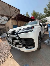 لكزس بلاتينيوم • ٢٠٢٤ • حادثة بدون تصليح