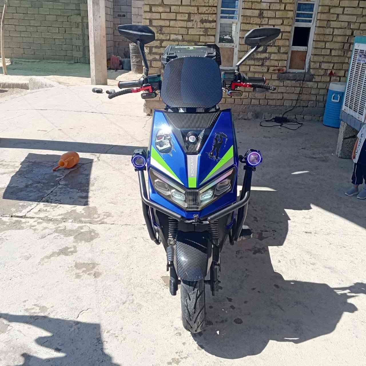 السلام عليكم متاح دراجه شحن موديل ٢٥ مسخدمه شي نضافته ٩٠ بل ١٠٠  مكاني خالديه ابو فليس شباب اني مكلف بل نشر الي يريده يتصل ع صاحب الدراجه السعر ٨٠٠ بي مجال بصيط   ***********  اتصل او راسل واتساب
