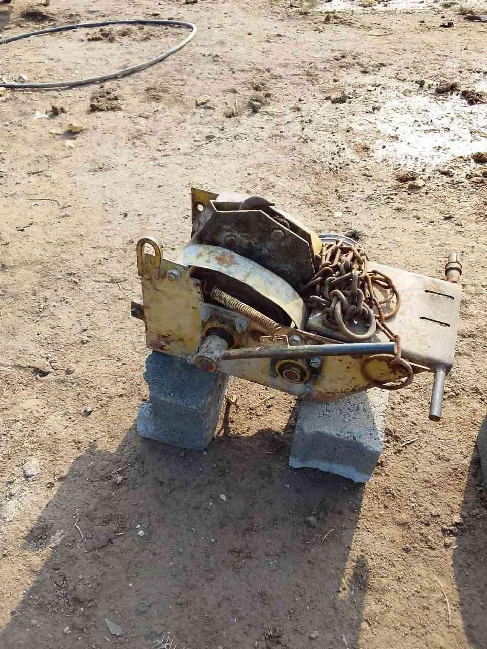 سلام عليكم ونج بانزين للبيع ماطور جديد مشتغل شغله وحده ويا عرباين 4السعر خاص اتصل عل رقم ***********
