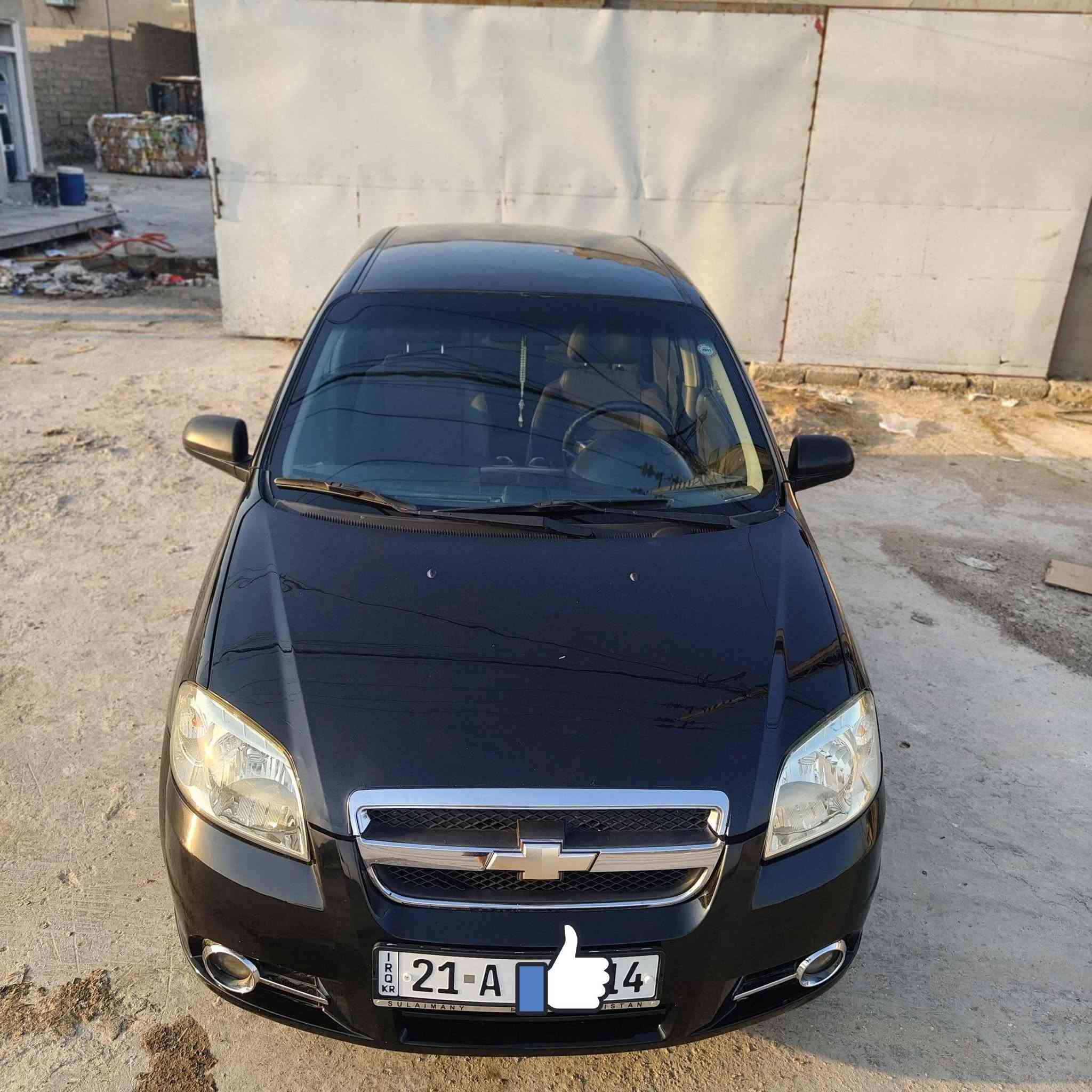 سلام  عليكم للبيع، أفيو 2008، سنوية لـ 31 ورقم مبدل. السيارة بيها باب وشامل لاخ بس صبغ فقط، وتبريد، محرك، كلوبات، وتواير كله جديد. سياره باسمي  و سياره كوري 
رقم ***********
السعر 53
