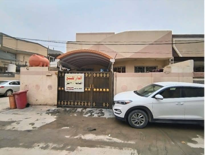 منزل ٢٠٠ متر ركن طابو زراعي سند ٢٥ بناء طابوق مسلح طابق ونص ٣ غرف نوم كافة الخدمات ما عدا المجاري
العنوان حلة منطقة البوعليان السعر ١٣٥ قابل للتفاوض

***********
