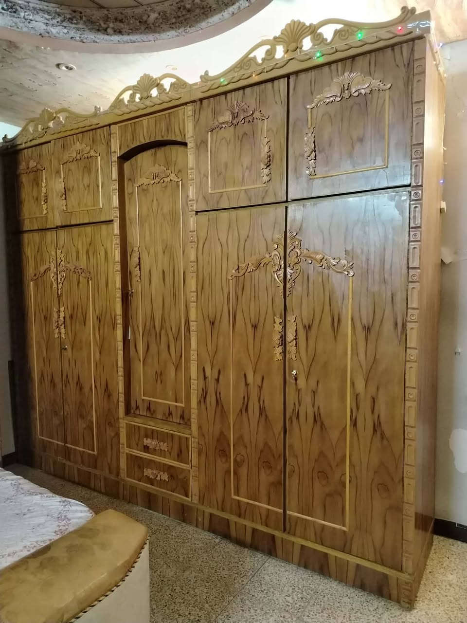 سعر 500  قفله  بصيط بيع سريع  سفره  عنوان موصل 
  ***********
