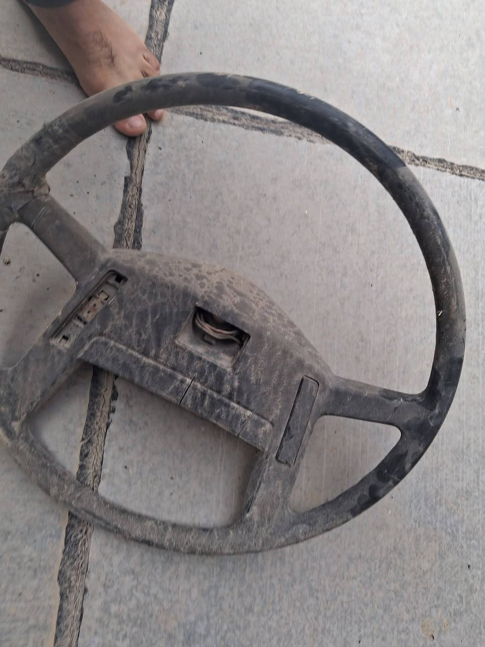 قطع غيار • فالفو