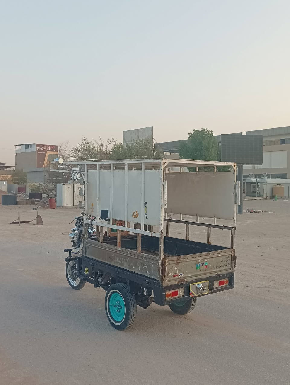 للبيع ستوته كامله المواصفات موديل 7 رقمه سنويه موجود راعيها داخل النجف الاشرف باقي الملاحظات بالخاص الرقم ***********
