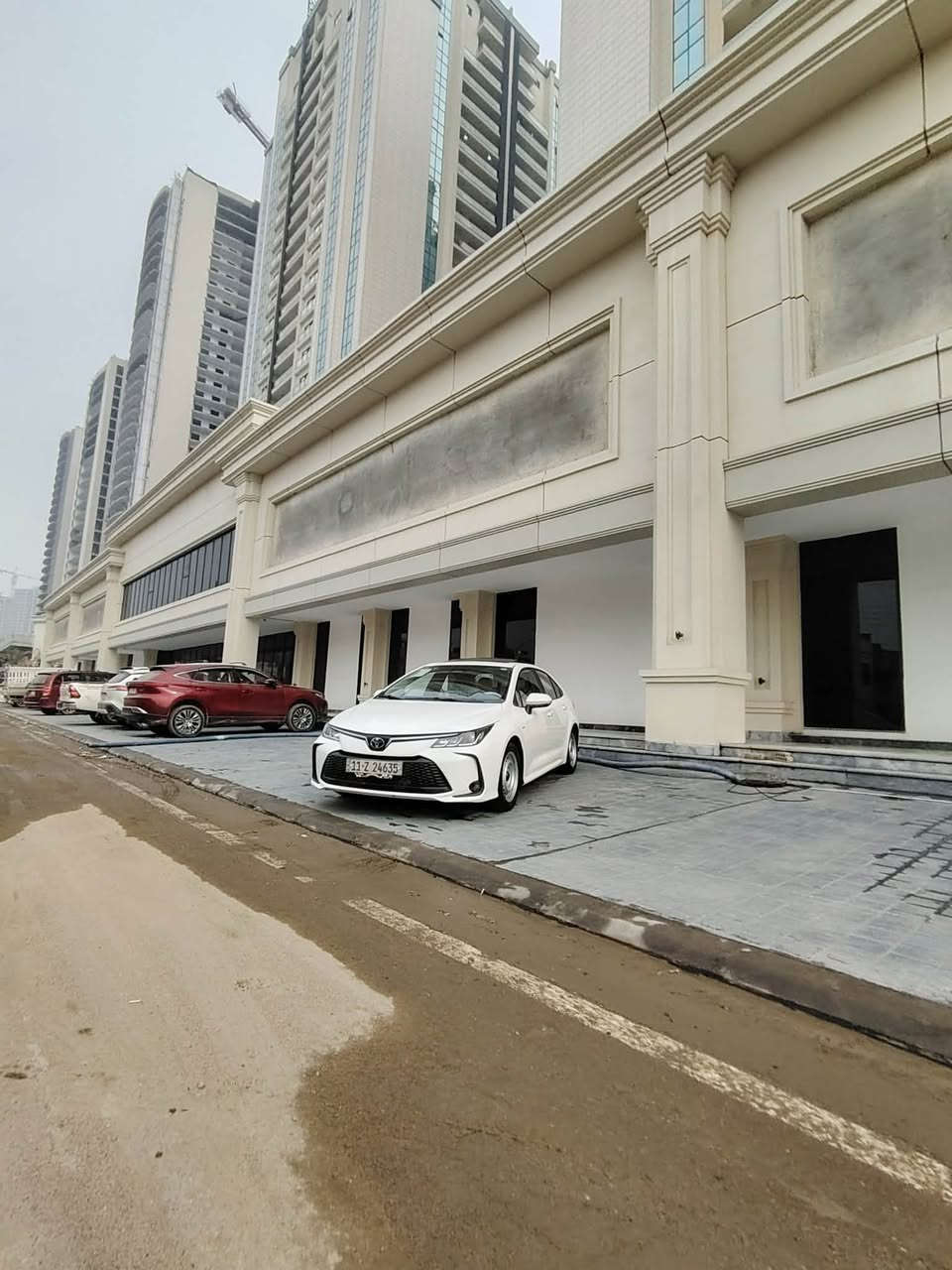 كورلا هايبرد تجميع صيني
موديل 2024

ماشيه 70 الف

كفاله عامه فقط تكحيل اصبح

تريد ابيعلك ع حطتهه تريد اشدلك ويل كب 

دوشمه عام 

ترهم مراوس شعندك راسلني 

السعر ١٤٥ وبيهه مجال بسيط

***********
