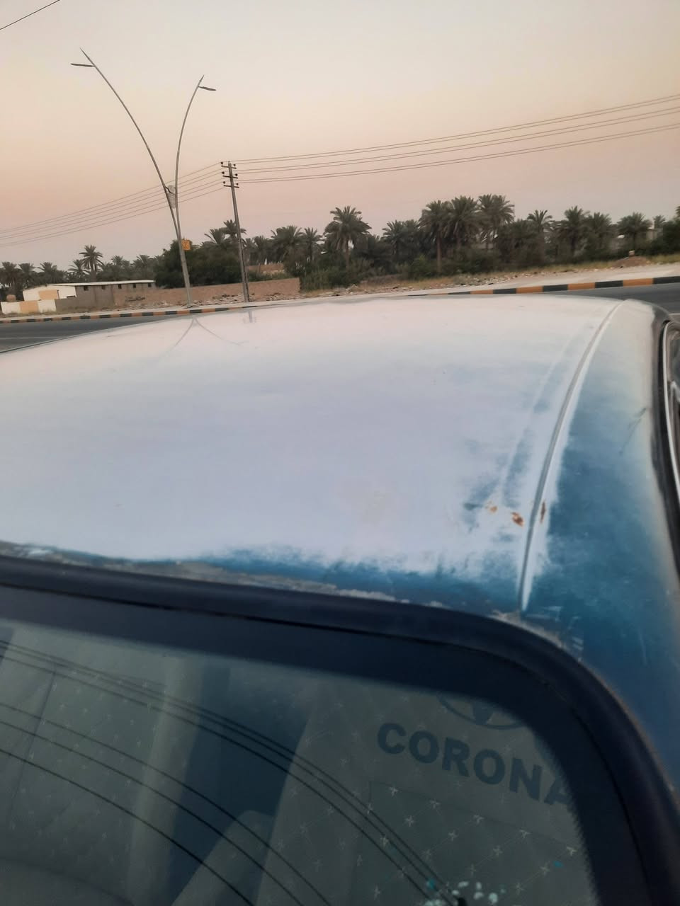 كرونة منفصل موديل 98سنوية الى 30هزة الى 27سيارة بلادية بدون حادث بدون صبغ محرك 2000صدر امامي خلفي جديد تخم تاير كهربائيات شغالة دوشمة كاعية وكشنات شرط التحويل الشراي يتصل ***********عنوان ديالى المقدادية
