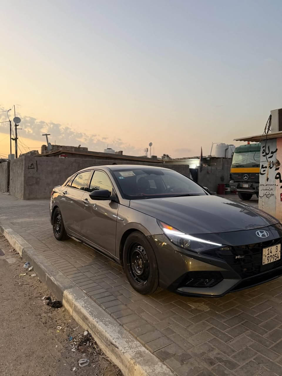 للبيع النترا ٢٠٢٢ كير عادي حره ب اسمي وارد امريكي فول مواصفات ان لاين حادثها اماكن بارد بدون تبديل او ضربه قويه بصرة حره ب اسمي جاهزه من كلشي مكينه كير تبريد ثلج  السعر 106 قفل السياره كير عادي  *********** البصرة, العراق
