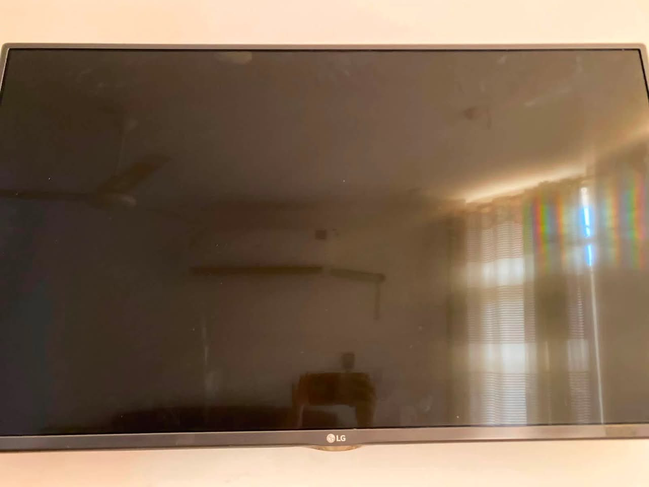 السلام عليكم
سبلت 2 طن دنگا شغال سعر 225 الف 

تلفزيون lg حجم 43 سعر 100 الف 

مجمدة سعر 100الف 
***********
