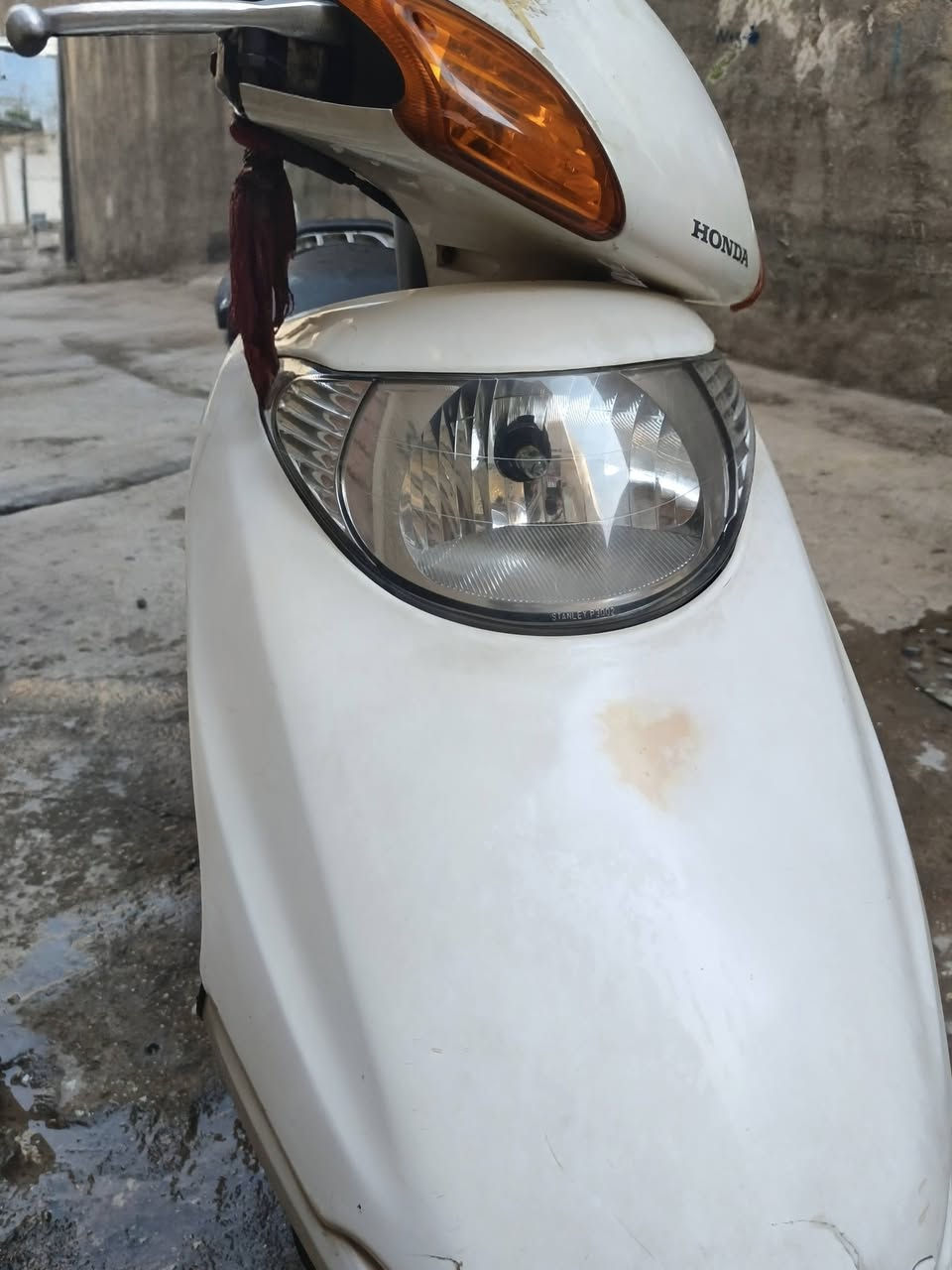 سلام عليكم سبيسي ياباني 100cc للاستفسار *********** سعر 500 
دراجه نضيفه علا اخر حبه تشغل وتروح وبيها مجال مكاني بغدا
