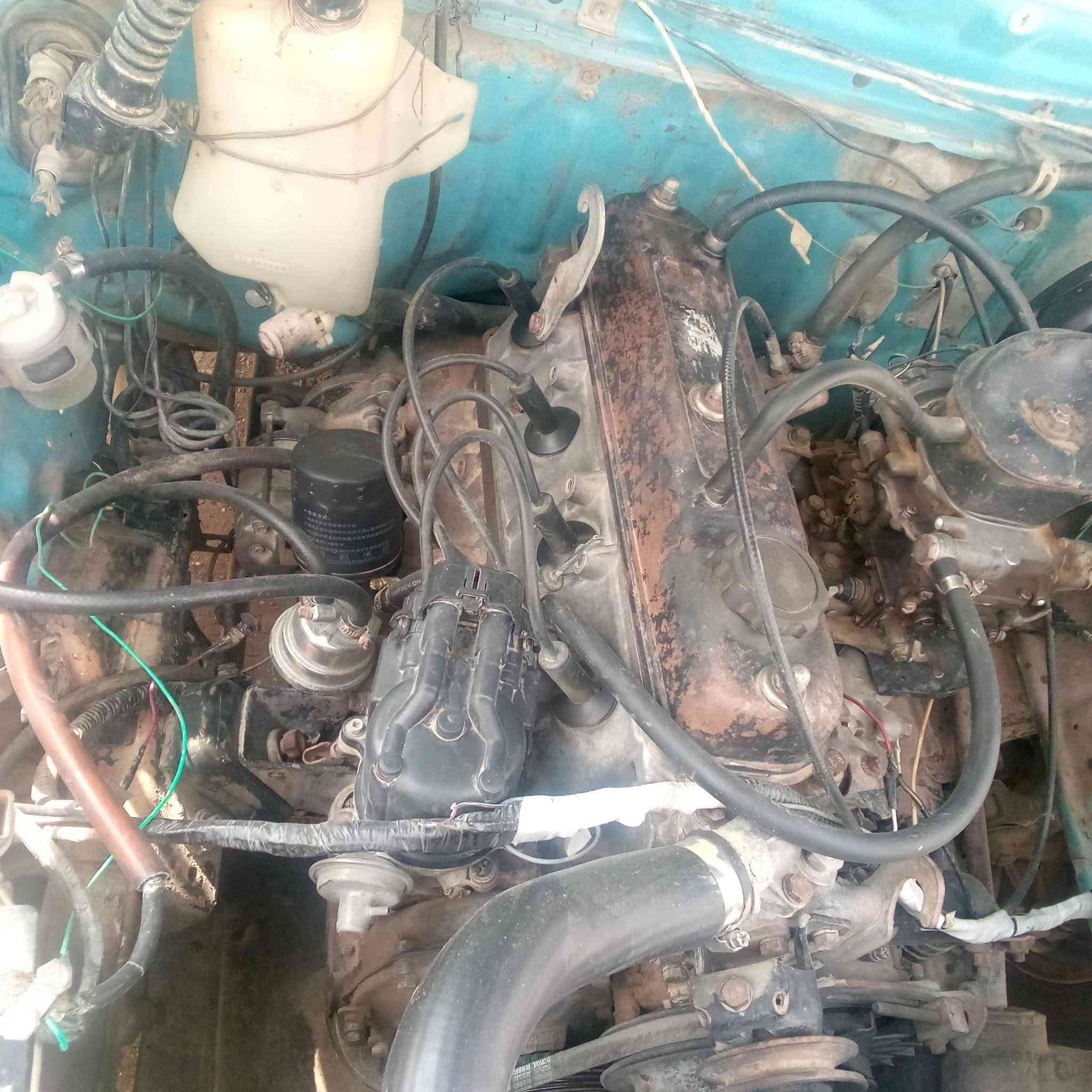 نيسان بيكب • موديل ٨٦ • رقم انبار