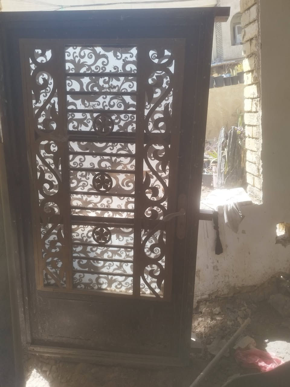 .
باب حديد ثقيل 
الطول 205سم
العرض 110 سم 
المكان الغزالية 
السعر 125 الف وبي مجال
الرقم ***********
.
العرض متره وعشره (110cm)
والطول (205cm) وي الچرجوبة
والسعر 125 الف وبي مجال
والباب حديد ثقيل
بغداد الغزالية
