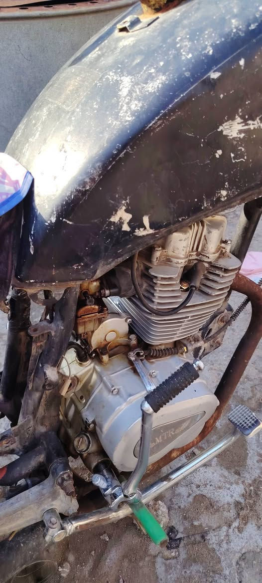 دراجه أدوات جونده شغاله دك هندر او اطلع وين متريد مكينه MTR نضيفه السعر 225 العنوان القبله
***********
