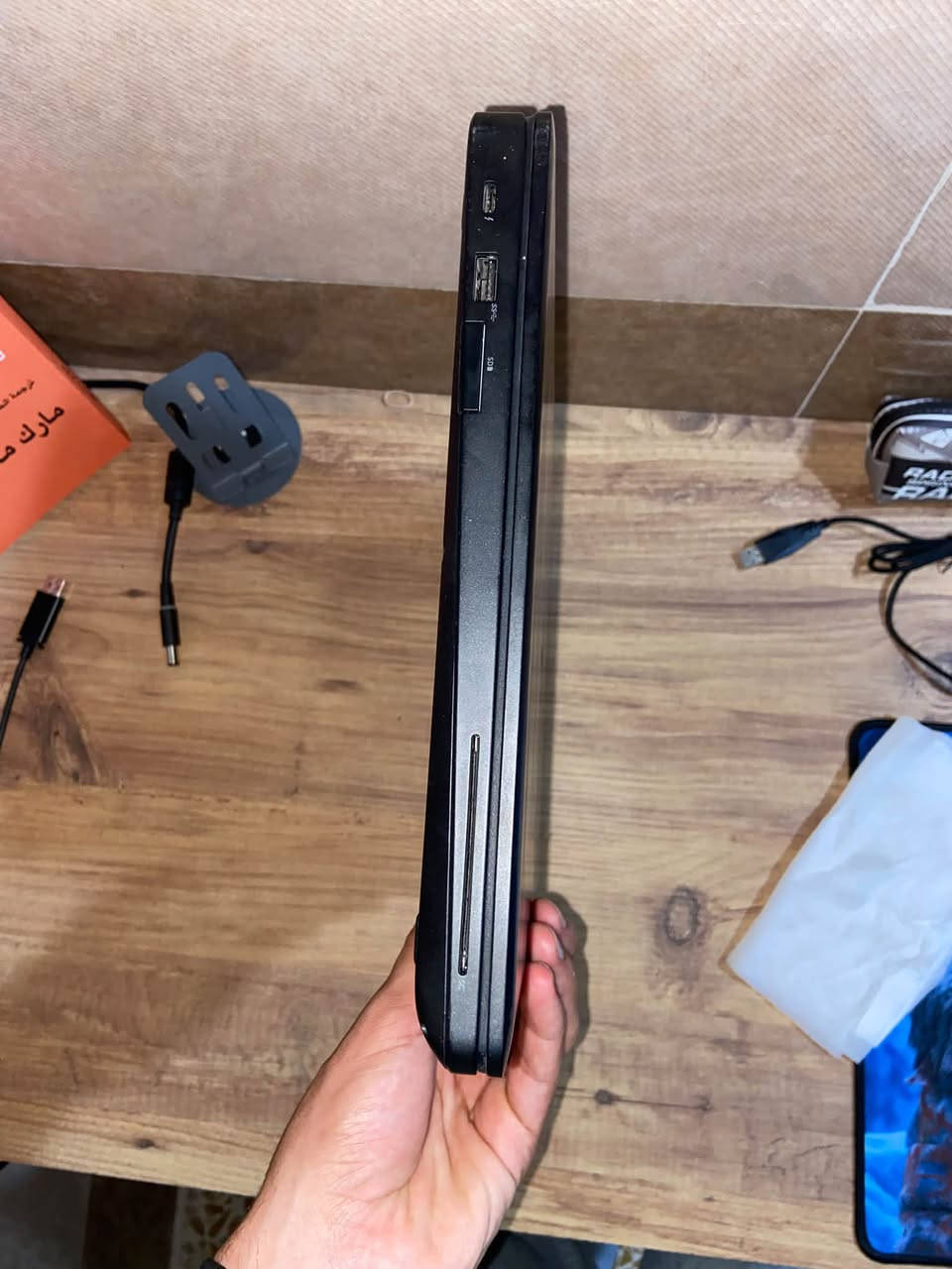 Laptop Dell Precision 3530 – Workstation
لابتوب عملي وقوي ، مناسب للبرامج الهندسية والتصميم والدراسة والألعاب ، بحالة جيدة .

المواصفات :

• Model: Dell Precision 3530
• Processor: Intel Core i5
• RAM: 4GB DDR4
• Storage: 256GB SSD
• Graphics: NVIDIA Quadro P600
المعالج : جيل الثامن فئة H . معالج قوي . 
• الشاشة: 15.6 inch
• كيبورد كامل مع Numeric Keypad
• يدعم Wi-Fi / LAN
• منافذ متعددة: USB 3.0 / HDMI / VGA / USB-C
• قارئ SD Card
• كرت الشاشة Quadro مخصص للـ Engineering & Design Programs
• مناسب لبرامج مثل AutoCAD , SolidWorks , MATLAB وبرامج التصميم والهندسة ، ويشغل ألعاب حسب متطلبات اللعبة وإعداداتها .

السعر : 375 ألف دينار
-📍. العنوان : الموصل – حي صدام
للأستفسار : *********** وبي واتساب .
