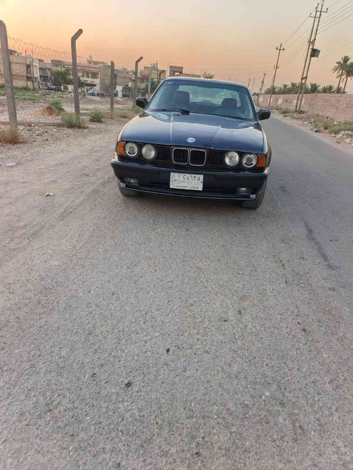 سلام عليكم بي ام دبليو 520 مراوس حسب القناعه مكان بغداد رقم سياره كربلاء مشرع وطني ***********
