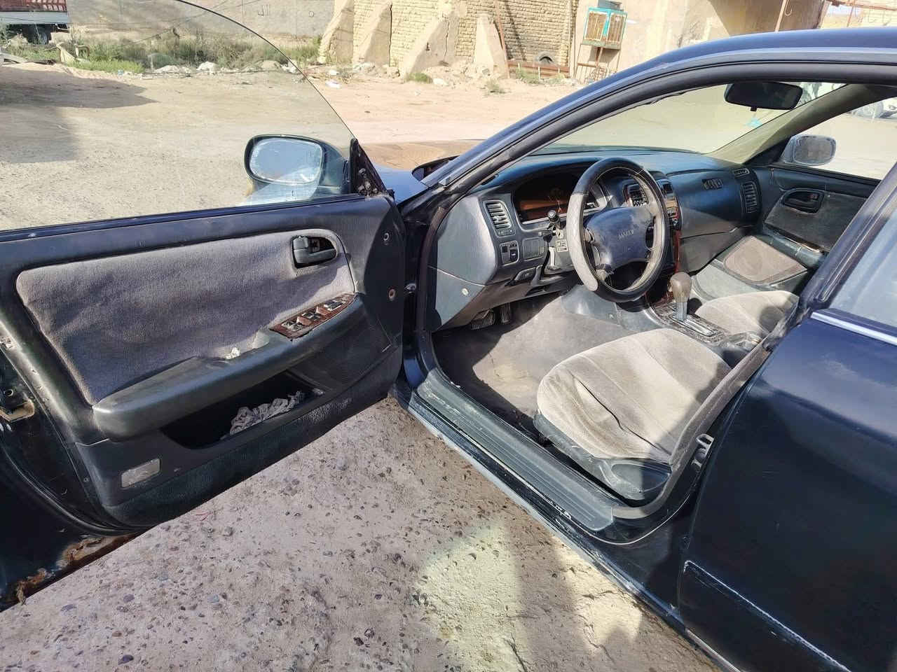 السلام عليكم شيزر موديل93 مكينه 2500ديلكو لاتنقيص ولا تبخير مكفوله من الكص والنقل الجثه  والضربه القويه السعر 35وبيه مجال
 ***********
***********
