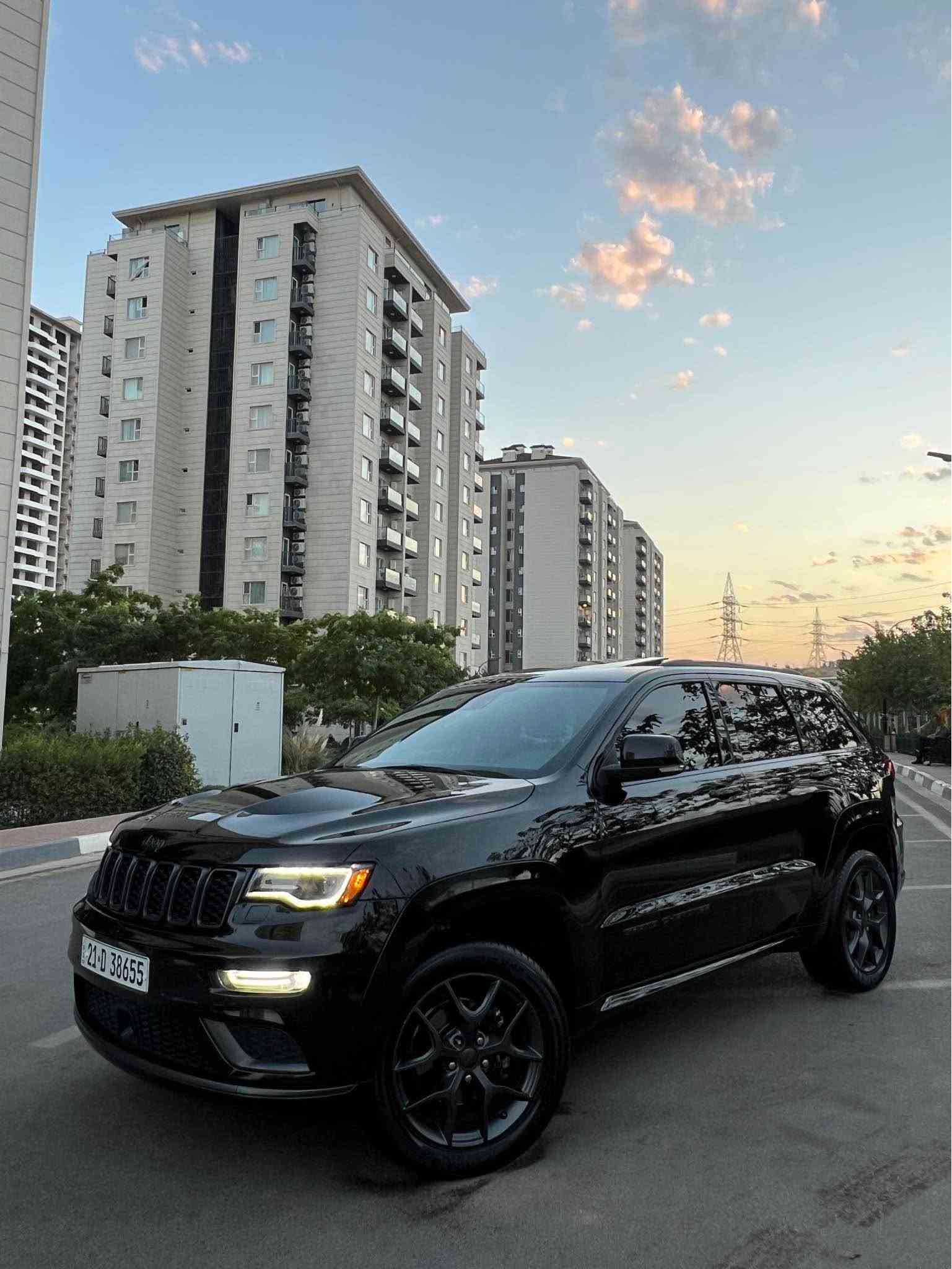 Jeep grand Cherokee X 2019
مواصفات X کەنەدی کلین تایتل 

‎تەنها 83000 کیلۆمەتر ڕۆیشتووە گێر و مەکینەی نەکراوەتەوە و کارەبایی و تەقە و رەقە و هەموو گیانی بە شەرت 

فول مواصفات (رادار گەورە - راداری خەتی جادە - اوتو پارک - راداری پشت و پێش و تەنیشت - کوشن هیتر - کوشن کارەبا - کوشن خزن میموری - تحدید سرعە - حاسەی پێش و دوا - شاشە گەورە - لایت لید و زینون - پلاجیکتۆر لید - صندوق کارەبایی  - بەسمە و شغال - زۆر مواصفاتی تر ...)

کەنەدی کلین  تایتل راپۆرتی carfax ی هەیە کلینە 
بێ بۆیاخ بێ سارد بێ چال بێ شوخت دەعامی بۆ دەعامی بە شەرت لۆک لۆکە 

سعر 260 وەرەقە و مجال 
شوین سلیمانی 
تلفون ***********

Jeep grand Cherokee X 2019
مواصفات X کەنەدی کلین تایتل 
83000 الف کیلومتر ماشی محرک و کیر مو مفتوح و مابی ای خلل 

فول مواصفات x معروفە ( رادار امامی کبیر - رادار خط شارع - auto park - رادار امامی و خلی و جانبی - کشنات جلد - کشنات خزن - کشنات تدفئە - تحدید سرعە - حساسات امامی و خلفییە - شاشە کبیرە - لایتات لید و زینون - بلاجکتور لید - صندوق کهربائی - بصمە و تشغیل عن بعد و بعد بیها هوایە مواصفات... )

وارد کندی کلین تایتل بشرط فحص و رابورت carfax 
مکفول کفالە عامە بدون صبغ بدون بارد بدون شخط بدون رصعات لوکککککک بالباکیت نفس زیروووو

سعر 260 ورقە و مجال بسیط
مکان سلیمانییە 
تلفون *********** السليمانية, العراق
