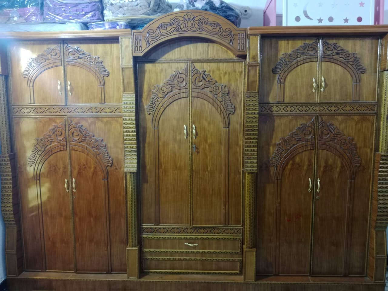 غرفه نوم للبيع جديده ستعمال قليل كربلاء طويريج ***********اتصل عل راقم
