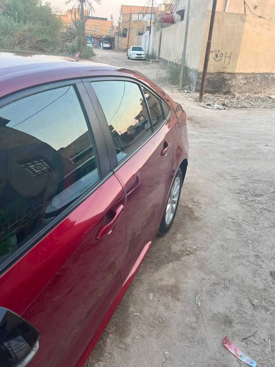 كورلا موديل ٢٤ Leفول مواصفات ماعده الفتحه
رادرات 
حساسات 
نقطه عمياء
بصمه تشغيل 
تحديد مسار  
شاشه وكاميرا وهواي بعد مواصفات 
السياره معقوين رقم ناصريه مكان السياره مركز الناصريه السعر ١٣٥وبيه مجال قليل 
اتصل او راسل واتساب ***********
