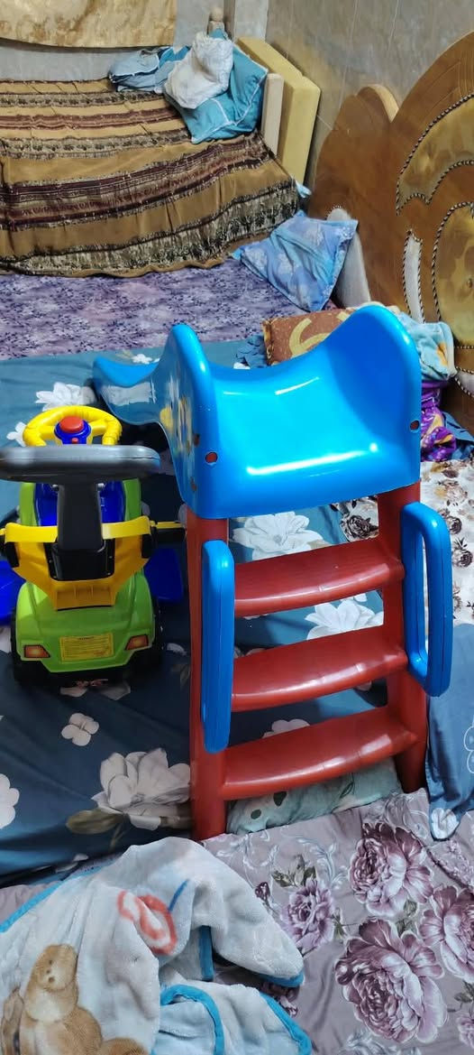 للبيع🔊اغراض للبيع نظيفه اخت الجديده استعمال قليل ونتساهل بالاسعار (سياره صغيره + مزليگه )  كولهن بسعر مناسب فقط  ٣٥ الف وبيهن مجال ونتساهل بالاسعار  الشراي  فقط يتصل على الرقم  ***********
