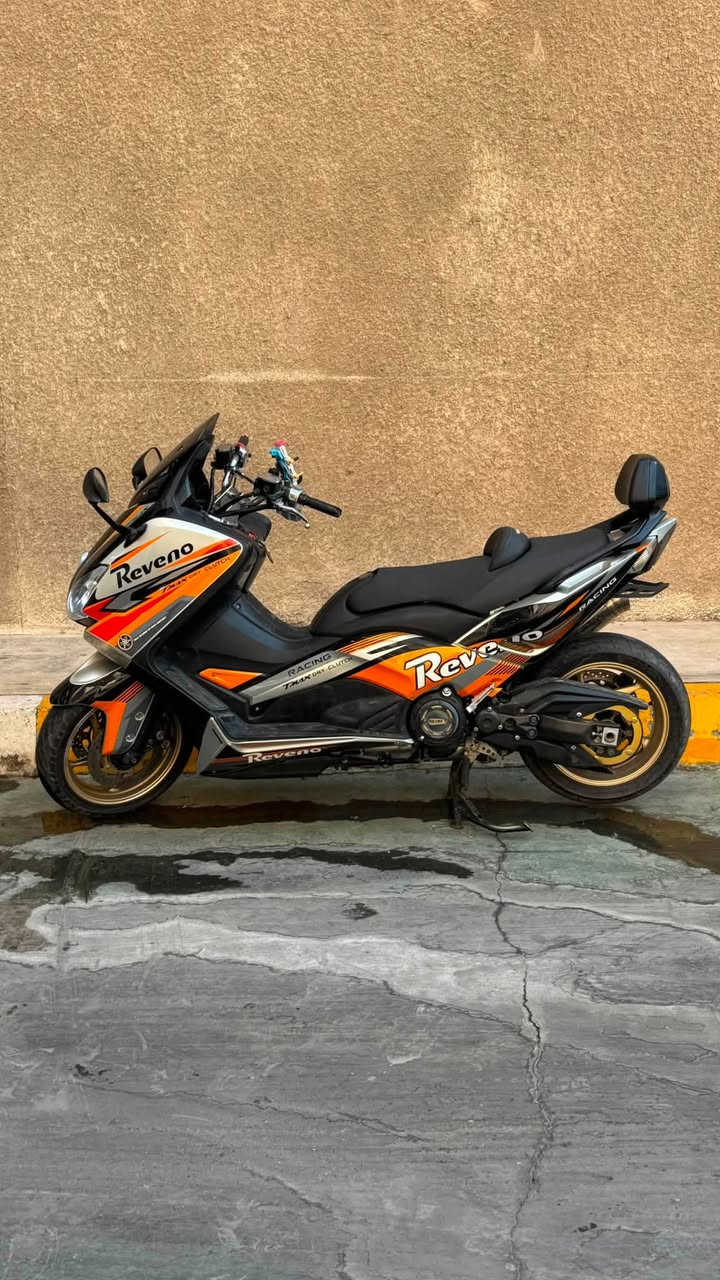 TMAX 2015
بلاك ماكس اعلئئ فئة بل تيماكس ماشية دراجة 34
دراجة كفالة ومابيهة نقص برغي كبل لشارع مزودة صالنة وستيرن سعر خاص رقم الهاتف ***********
العنوان بغداد حي سفير قري الشماعية
