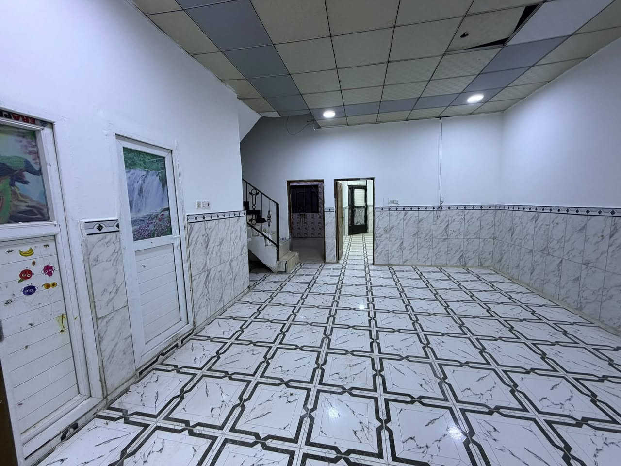 بيت للايجار
♦️عنوان..القبله حي المهندسين
...خلف لواء كاظم...
مساحه 160 متر( طابق واحد)
♦️يحتوي
⬅️ غرفتين نوم
⬅️ هول 
⬅️ديوانيه
⬅️ مطبخ
⬅️ حمام داخلي وخارجي
♦️سعر الايجار ( 600 ) الف
***********
