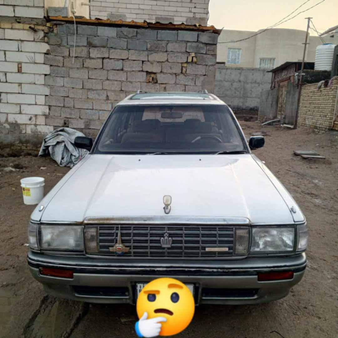 سيدان • مديل ٩٠ • مكينة مكفولة
