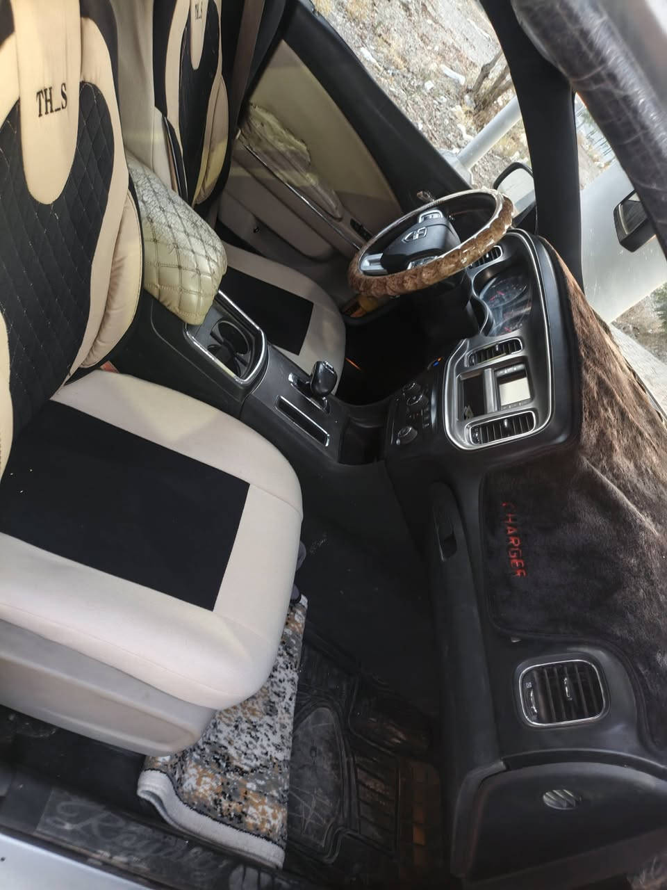 #جوة السوك سعر 48 بيع سريع
السلام عليكم جارجر  مديل 14 أصل دخول جديد مكينة وگير بلكارتون متومة طبق الاصل دك حاسبة وين مايعجبك كصة جنطة شغل باجات اصلي تبريد ثلج تخم تاير جديد منضومة زنون عالي ناصي مكينة 3600 گير طيارة 8 نمر مكاني ميسان ***********
