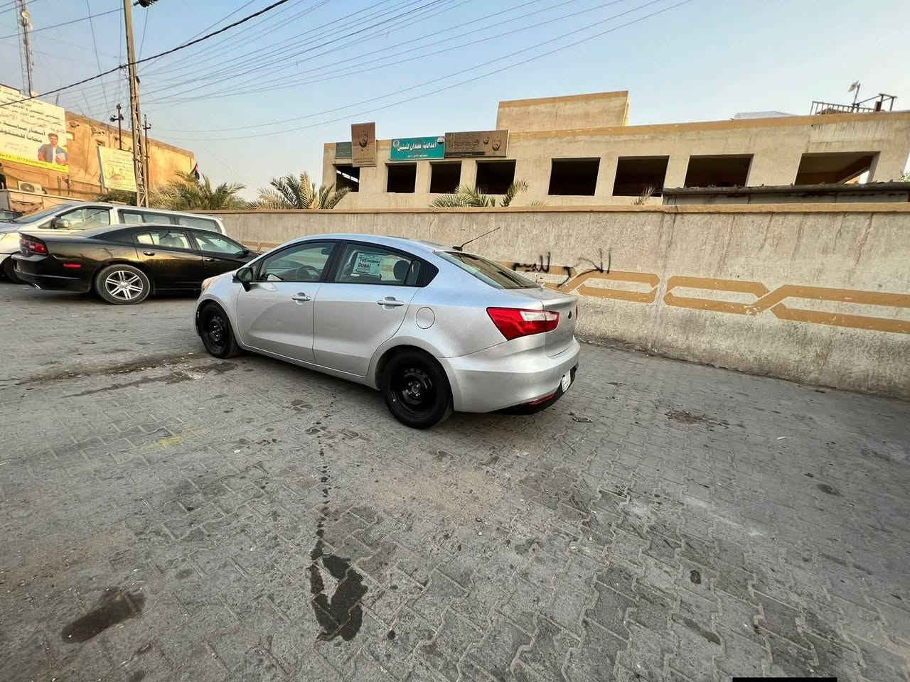 كيا ريو 16 للبيع او مراوس مكينة 1600 لا تبخير ولا تنقيص تبريد ثلج حداديه نص عمر رقم ميسان سنويه لل 28 ملاحظة سيارة ورد أمريكي مكينة وغير شرط تايرات جدد السعر 75 عنوان ناصرية مركز ‏‪***********‬‏
