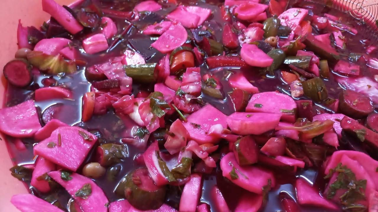 طرشي بيت • أحمر مشكل • توصيل