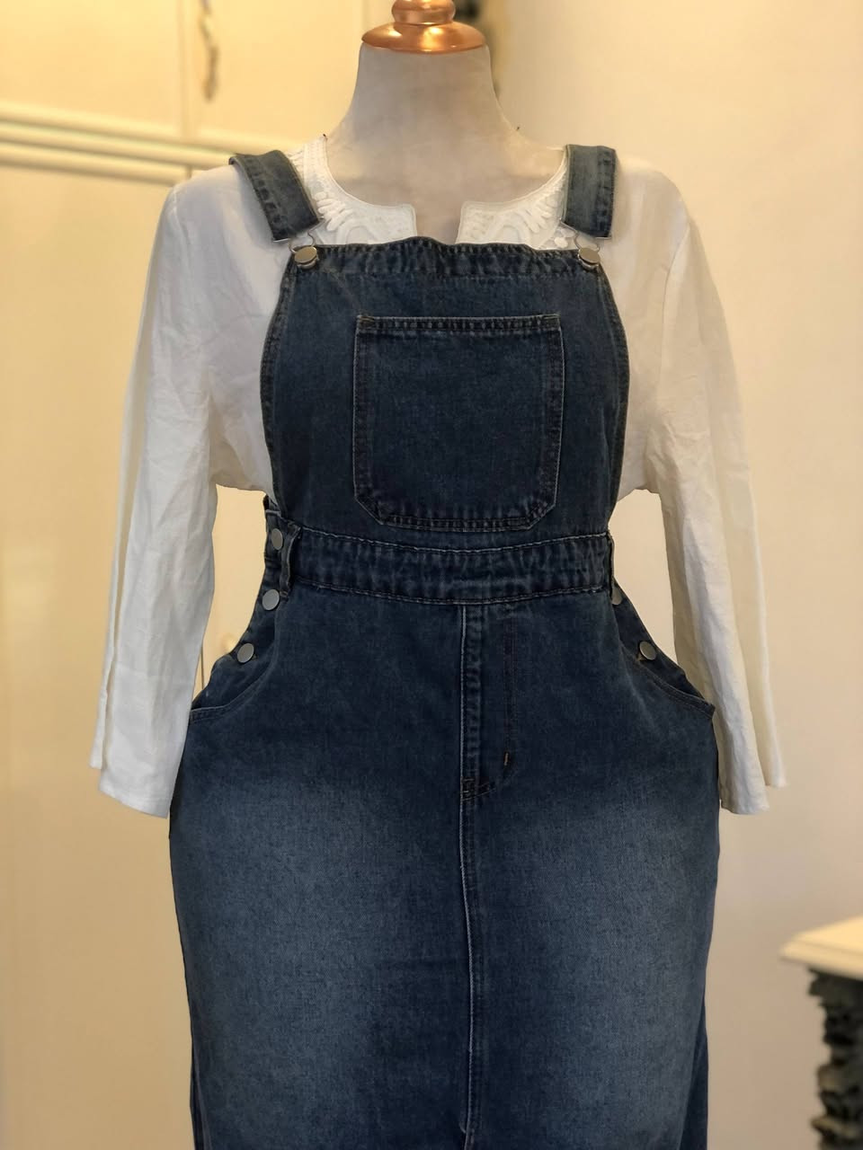 متوفر ملابس شي ان بنصف السعر للحجز مراسله على الواتساب
***********
