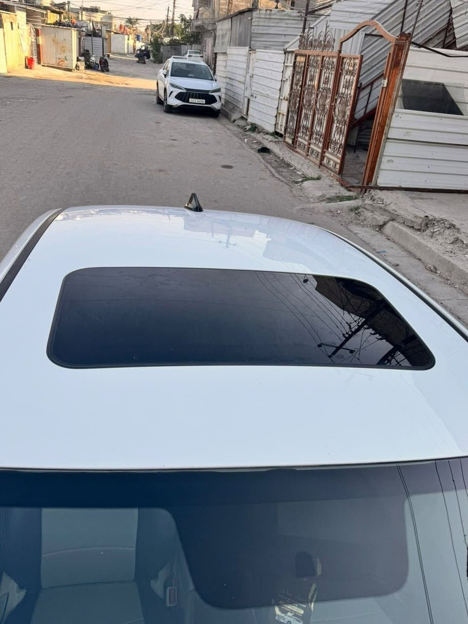 النترا ٢٤ خليجي فول مواصفات 
محرك ٢٠٠٠ دوش ويل كب كروم فتحة بصمة حساسات رادار معروفة مواصفات الخليجي
سعر 168$ بيهة مجال 
رقم الهاتف ***********

