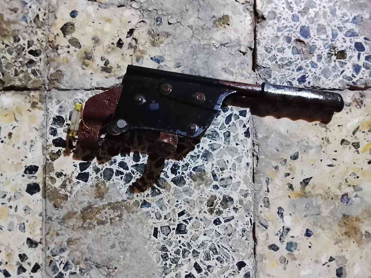 غراض نيسان باترول تسعينات للبيع مكان ديالى ***********
