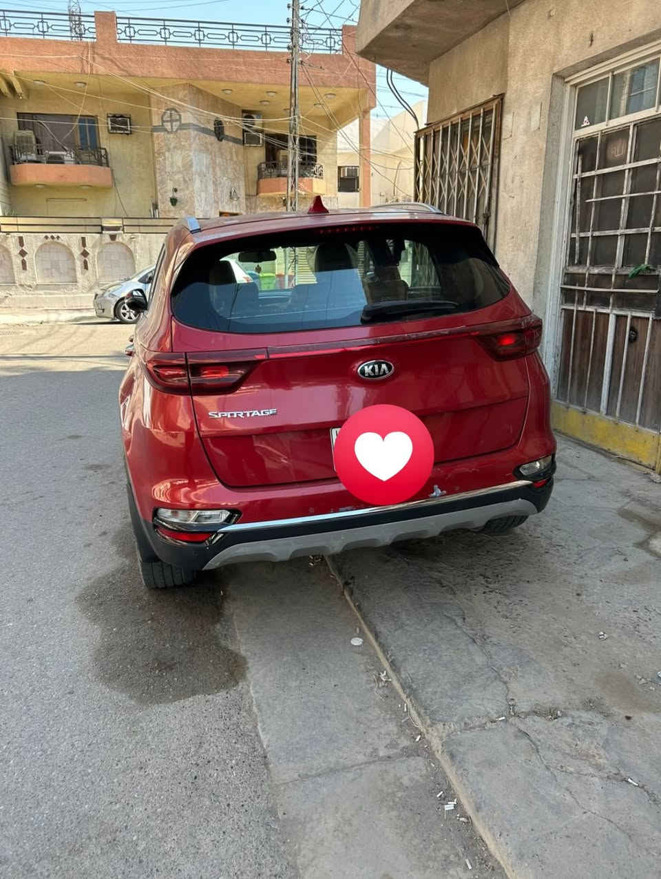 سلام عليكم
سبورتج٢٠٢٠ خليجي الدوليه 
ماشيه 115 الف 
كفاله عامه 
بصمه 
كشن كهرباء 
تبريد بيانو 
شاشه نفيكشن 
فول ماعدا البنورماا
سيرفس كامل جاهزه من كلشي سونار مرفق
رقم بغداد باسمي تحويل ثاني يوم  
سعر ١٨٠ وبيها مجال 
هاتف ***********

