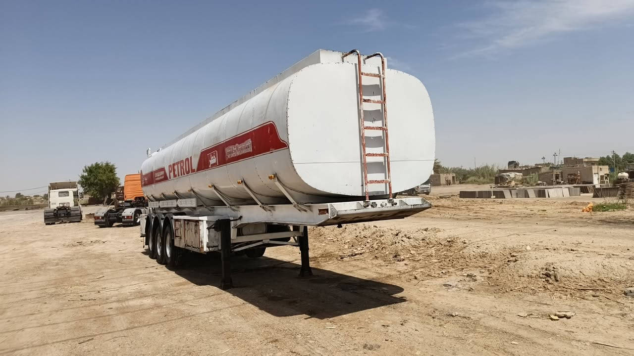 سلام عليكم من رخصت مدير الاكروب تانكي بويلر  ٣١طن السعر ٥٦ ورقة ***********
