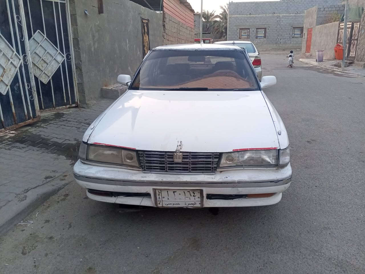 سلام عليكم ورحمه الله وبركاته سياره مارك تيوتا مكفول كص ونقل جثة محرك وانجي جديد سنويه 28 سعر 30 وبيها مجال راعيها يمي وبخدمتكم مكان الدير حي المصطفى قرب محطة مشمشه رقم الهاتف ***********
