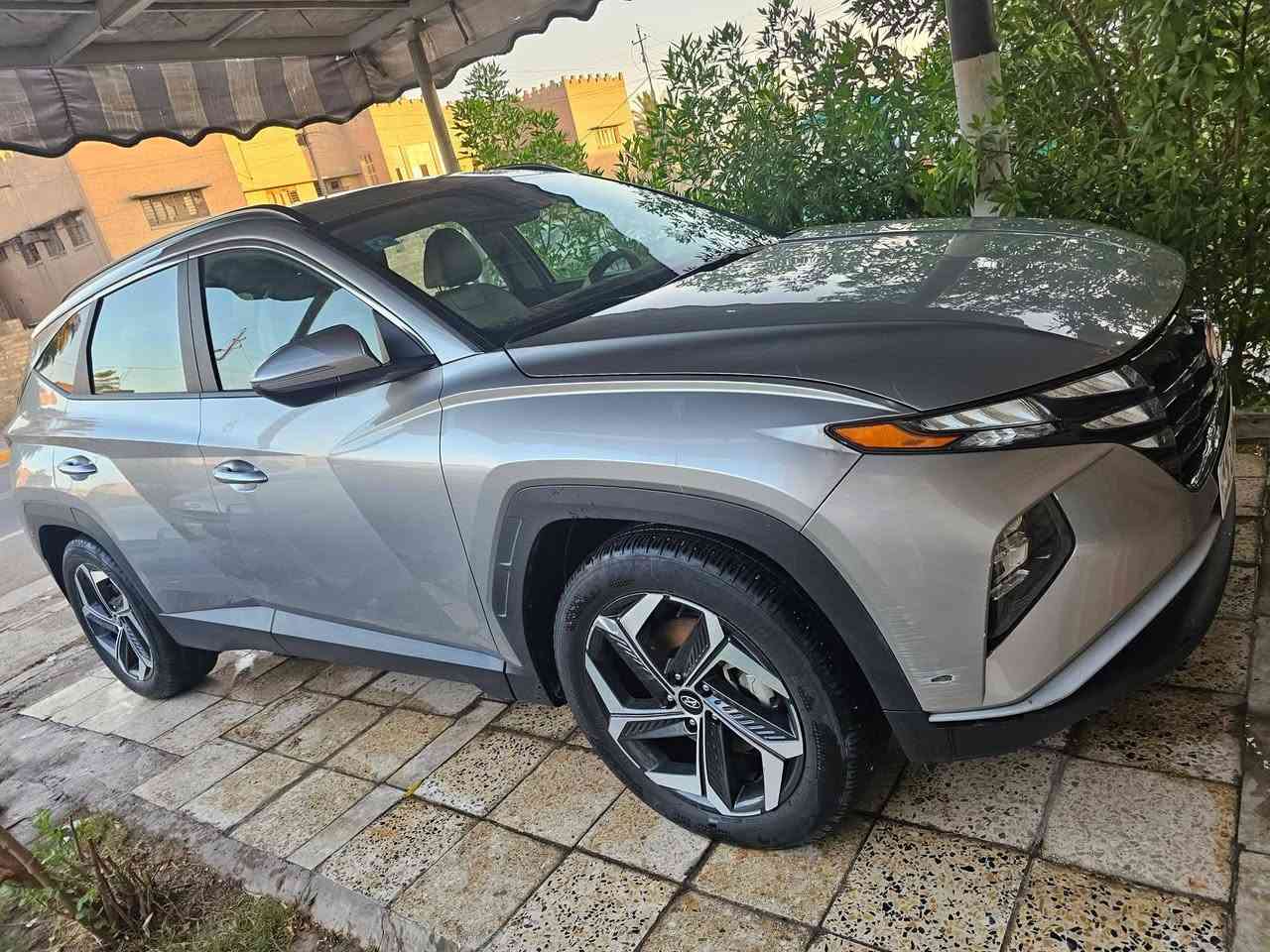 السيارة موديل 24 فوول مواصفات فتحه بصمه بدون حادث وارد امريكي فقط دعاميه
مكان بغداد الدوره ***********  واتساب
