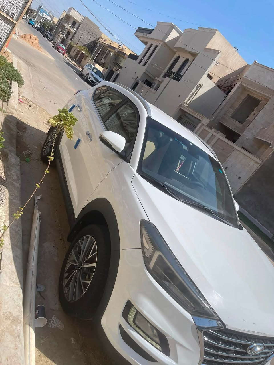السلام عليكم
للبيع توكسان
2019 خليجي
فول 5 عدسات 
الكاصد رقم 
بابل بسمي 
كفاله عامه
من الصبغ
بارد بل بنيد 
ماشيه 110 
مكاني بابل
استفسار ***********
