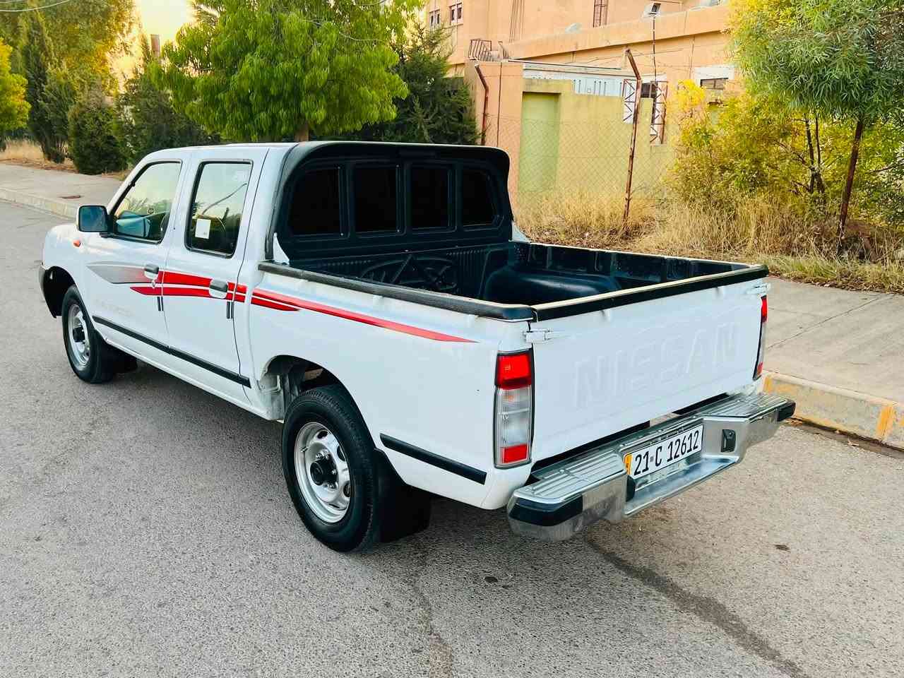 نیسان ٢٠٠٨ یابانی ١بارجەی بۆیاخە  جوار جام کارەبا دەبل گیج ناو سور   سیارەکە رقمو سەنەوی تا ٢٠٣١ نوییە جار تایەی نوییە  توندو تۆلە گیرومەکینەو تەبرید بەشەرت 
سحری ١١٨گەلاو مەجال 
***********
***********
شوئن کۆیە
