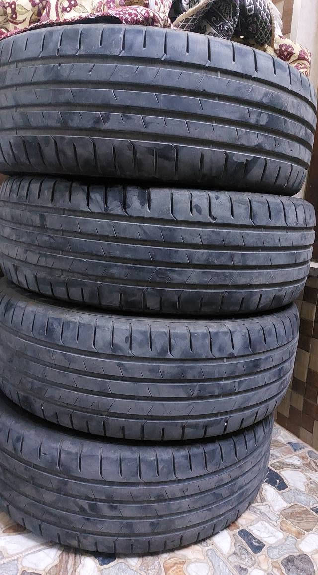 تایە بۆفرۆشتن عەجم275؍60؍20 تایەکان بێ عەیبن نیو داشن نرخ100 هەزار نرخی کۆتایی
شوێن هەولێر*********** أربيل, العراق

